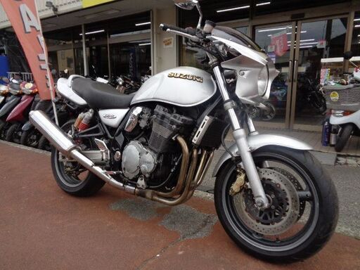 NO.4451　イナズマ１２００　油冷４サイクル４気筒１２００ｃｃ　ビキニカウル付き　シルバー　 ☆彡