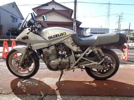NO.4455 GSX400Sカタナ 水冷4サイクル16バルブ4気筒