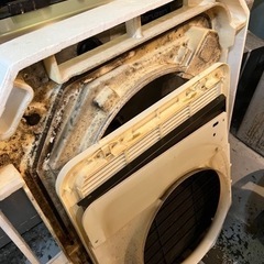 業務用天井埋込エアコン分解洗浄 24時間対応