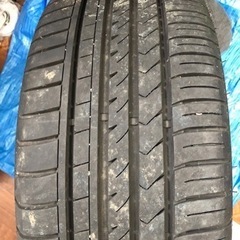 【来週現物確認後受け渡し予定の為、一旦受付を終了します】 アルミ付き夏タイヤ／4本32,000円