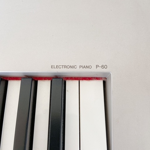 YAMAHA 電子ピアノ P-60