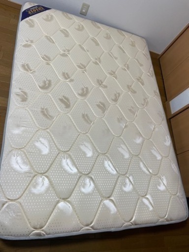 購入者決まりました　マットレス　ダブル