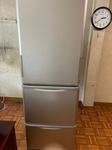 取引中★SHARP シャープ 冷蔵庫 SJ-W352D-N 350L 2018年製 家