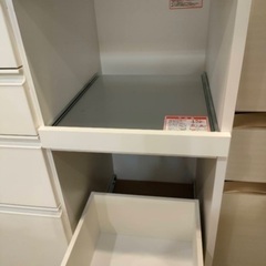 超美品　使用期間一年　食器棚　ファミリータイプ