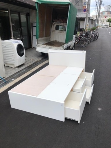 セミダブルベッド入荷致しました大阪市内配達組み立て無料