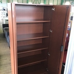 JI-25 【オフィス家具専門店】オカムラの木製書庫です！