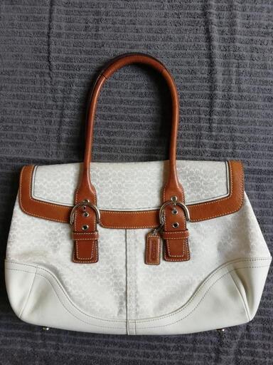 【台東区】COACH ソーホーミニシグネチャー フラップサッチェル 7080 【美品】