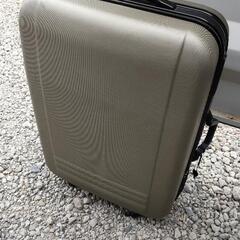 【美品】鍵付きスーツケース！！