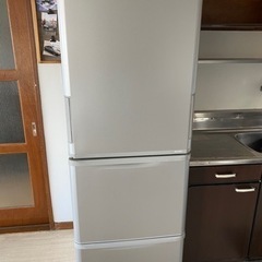 【取り引き中】冷蔵庫 2020年製 350L シャープ
