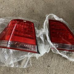 テールランプ☆トヨタ　クラウン　ロイヤルサルーン　GRSS182