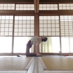 お寺ヨガ🌿宝塚・川西のお寺yoga🌿 − 兵庫県