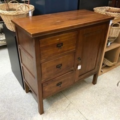 サイドボード　収納　