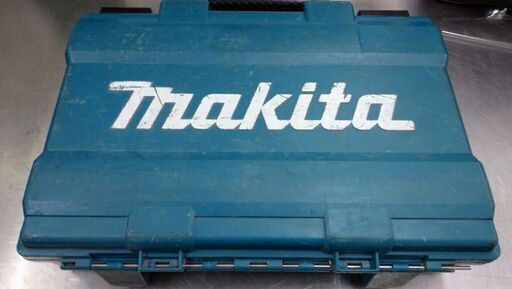 Makita HR2611F ハンマードリル 2017年製