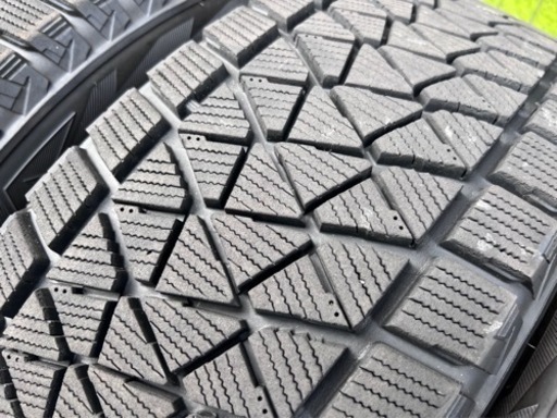 225/65R17 ブリヂストン DM-V2 バリ山 スタッドレス4本 CX-5 ハリアー レクサスRX他 225/65R17 ブリヂストン DM-V2 バリ山 スタッドレス4本 CX-5 ハリアー