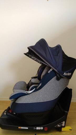 チャイルドシート　アップリカ　クルリラプラス　回転式　ISOFIX