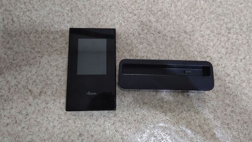 クレードル付き デュアルSIM対応　NEC Aterm MR04LN3B