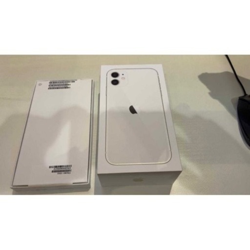 受付終了】新品交換前 一括購入品 付属品完備 iphone11