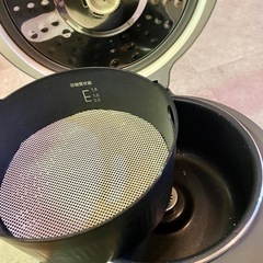 大幅値下げ‼️【注目&美品】糖質最大54％OFF 低糖質炊飯器 