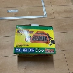 12Vバッテリー専用充電器　ACE-CHARGER 10A