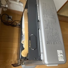 ［お譲りする方決まっております］FF式床暖房機能付き ストーブ コロナUH-FGX70KG 08年製