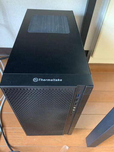pcケース、電源、グラフィックボード、マザーボード