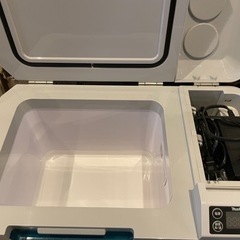 マキタ(Makita) 充電式保冷温庫 モデルCW180D 冷蔵庫