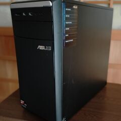 ASUS M11BB デスクトップPC本体と付属品