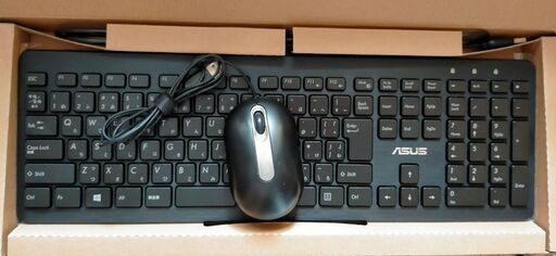 デスクトップパソコン ASUS M11BB デスクトップPC本体と付属品