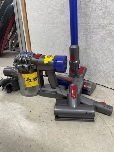 【26日受け渡し予定あり】dyson ダイソン V7 fluffy origin SV11 コードレスクリーナー サイクロン 掃除機 ハンディクリーナー