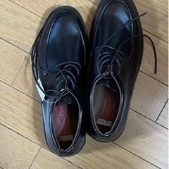 【ネット決済】新品・タグ付未使用　黒軽い紐の仕事靴　25.5cmEEE
