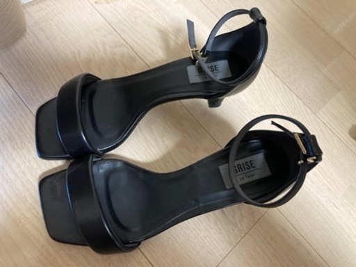 中古　Le Talon  GRISE ストラップサンダル　24cm 黒