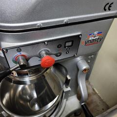 ドーナツ電気フライヤー(ホイロ&ラッグ&コーティングウォーマー)、ミキサー20クォート