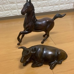 馬の銅像　置物、牛　置物　銅像2まとめ