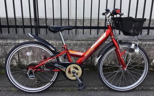 ＜整備・良品＞22インチ・ジュニア自転車・シマノ変速 6段シフト・LEDライト 鍵付き レッド　洗車済みでピカピカ♪不要自転車無料引取りあり