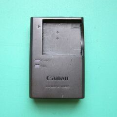 Canon純正バッテリチャージャー CB-2LF  MODEL:...