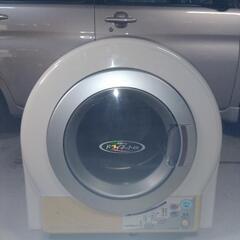 衣類乾燥機　　CD-EC551（HS）サンヨー