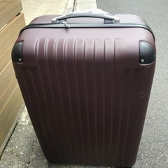 新品未使用　キャリーバッグ　スーツケース　鍵付き