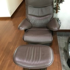 ザ・ファースト RU7200（M）オットマンセット ブラック モカブラウン 通販 | 【公式】カリモク家具オンラインショップ