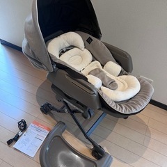 【お譲りする方決まりました】コンビ　ネムリラオートスイング　電動ハイローチェア