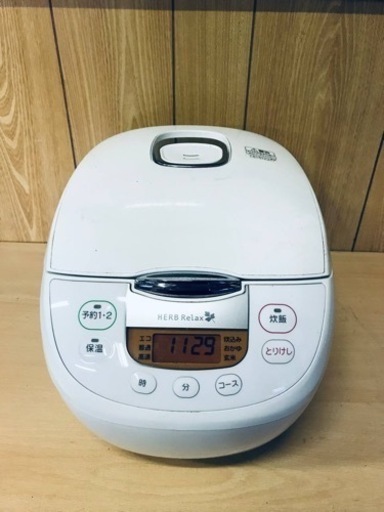 ET2895番⭐️ヤマダ電機マイコンジャー炊飯器⭐️