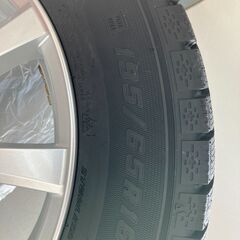 トヨタライズ スタッドレスタイヤ(価格は相談に応じます)