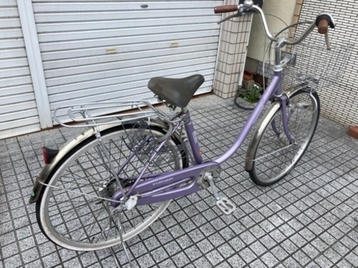 26インチ自転車】美品❗️オートライト付 変速なし 前カゴ、グリップ