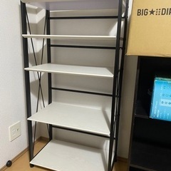 白の学習机　イス無し