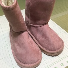 ムートンブーツ  19㌢　ピンク　美品
