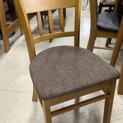 ダイニングテーブル 3点セット 木目ライトブラウン テーブル／チェア×2【ユーズドユーズ名古屋天白店】J2105