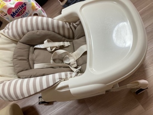 ハイローチェア   combi  ネムリラat