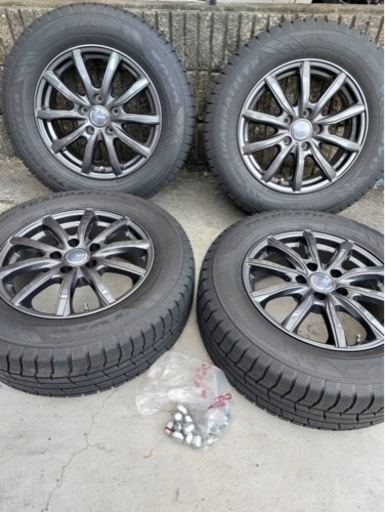 TOYO TRANPATH TX 16インチ　スタッドレス　ホイール　4本セット ウィンタートランパス 215/65R16 2025年製 4本セット ウィンター