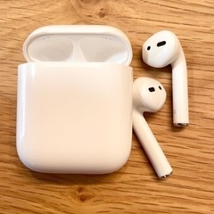 Apple AirPods ワイヤレスイヤフォン 本体+充電ケース