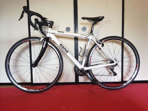 GIOS ジオス(イタリア) SIERA 46サイズ　ほぼ新品　ロードバイク