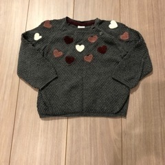 【女の子用】H&M ハート模様入りセーター(6-9M)
